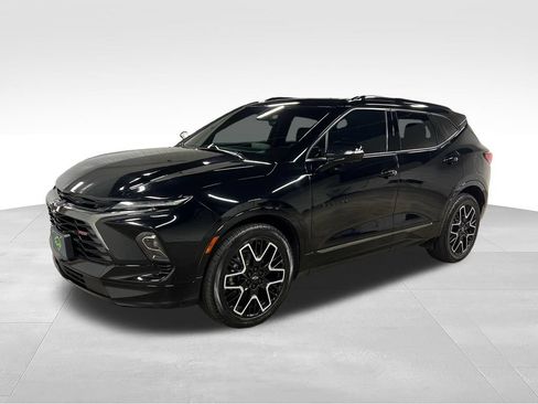 Certified 2023 Chevrolet Blazer RS w/ Driver Confidence II Package AWD/4WD image 5