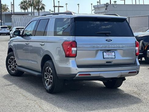 Used 2024 Ford Expedition XLT RWD image 6