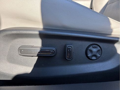 Used 2019 Honda Accord EX-L image 17