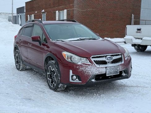 Used 2016 Subaru Crosstrek 2.0i Premium image 4