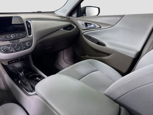 Used 2023 Chevrolet Malibu LS FWD image 21