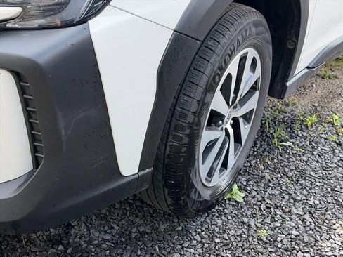 Certified 2025 Subaru Outback Premium AWD/4WD image 5