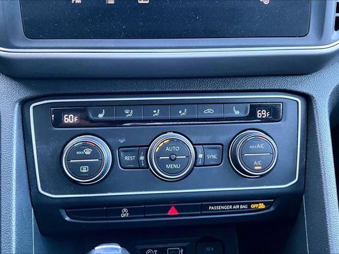 Used 2019 Volkswagen Atlas SE FWD image 32