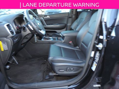 Used 2022 Kia Sportage Nightfall Edition image 16