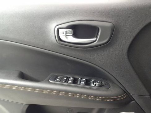 Used 2021 Jeep Compass Limited AWD/4WD image 33