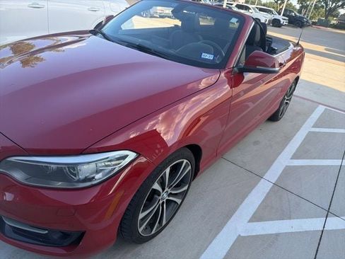 Used 2017 BMW 230i xDrive Convertible AWD/4WD image 2