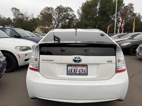 Used 2010 Toyota Prius Three image 6