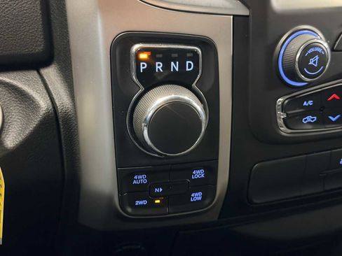 Used 2018 RAM 1500 Big Horn image 32