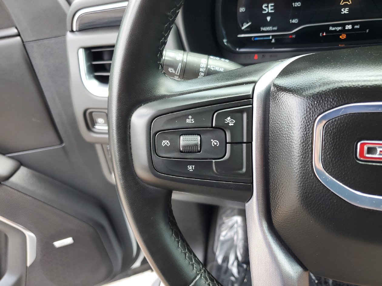 Used 2024 GMC Yukon SLT AWD/4WD image 28