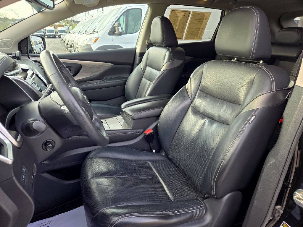 Used 2015 Nissan Murano Platinum w/ Platinum Technology Package AWD/4WD image 16