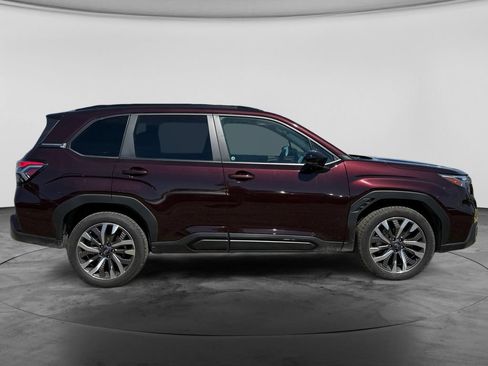Used 2026 Subaru Forester Touring AWD/4WD image 11