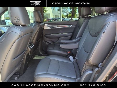 Certified 2024 Cadillac XT6 Sport AWD/4WD image 22