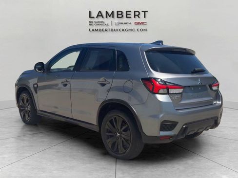 Used 2023 Mitsubishi Outlander Sport LE AWD/4WD image 3
