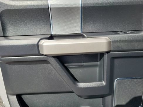 Used 2015 Ford F150 Lariat RWD image 15