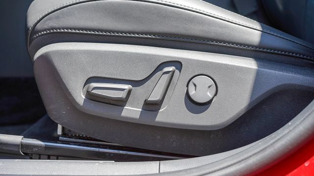 Certified 2025 Kia Niro EX FWD image 21