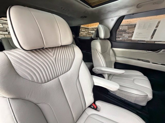 Used 2023 Hyundai Palisade Calligraphy w/ Cargo Package AWD/4WD image 39