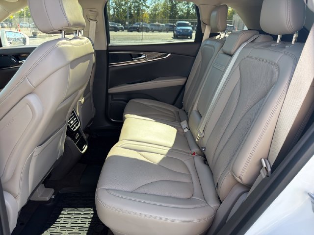 Certified 2023 Lincoln Nautilus Reserve AWD/4WD image 28