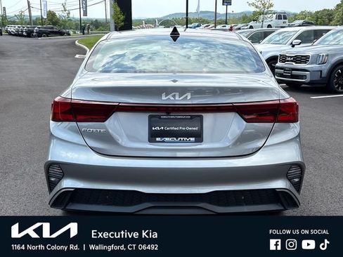 Certified 2023 Kia Forte LXS FWD image 3