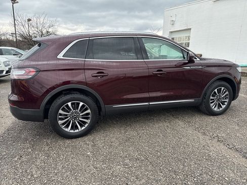 Certified 2023 Lincoln Nautilus AWD image 9