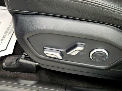 Used 2024 Hyundai Santa Fe Limited image 11