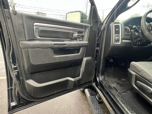 Used 2022 RAM 1500 Classic Warlock w/ Electronics Group AWD/4WD image 11