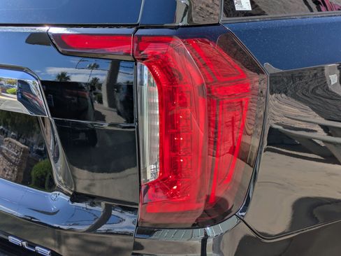 Certified 2024 GMC Yukon XL SLE image 11