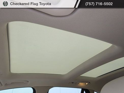 Used 2022 Mercedes-Benz GLC 300 4MATIC image 23