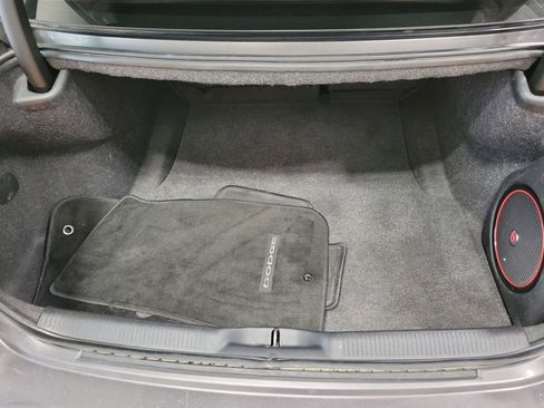 Used 2015 Dodge Charger SXT image 16