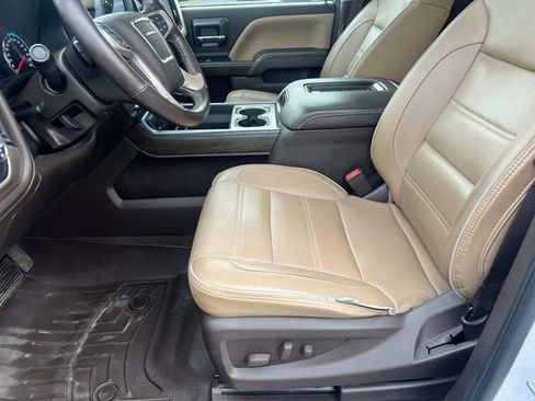 Used 2018 GMC Sierra 1500 Denali AWD/4WD image 19