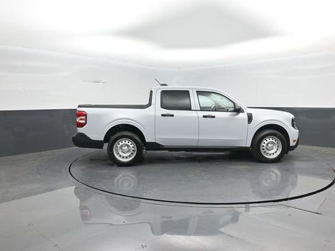 New 2026 Ford Maverick XL FWD image 8