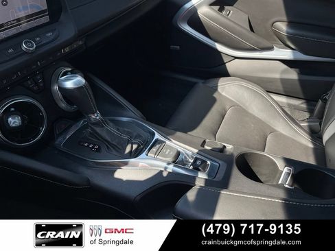 Used 2018 Chevrolet Camaro SS RWD image 18
