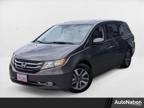 Used 2016 Honda Odyssey Touring Elite image 1