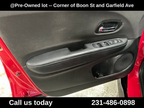 Used 2020 Honda HR-V Sport image 14