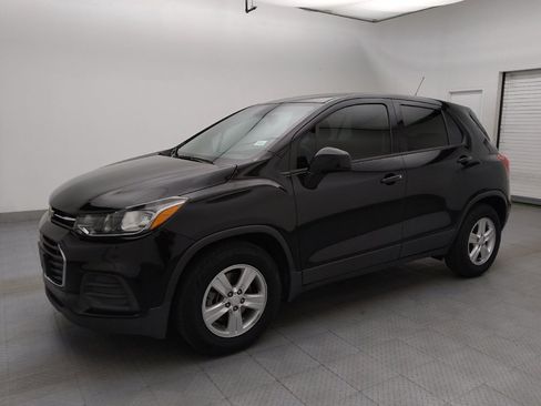Used 2020 Chevrolet Trax LS w/ Tint and Cruise Package image 2