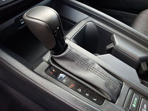 Used 2023 Honda Accord LX image 14
