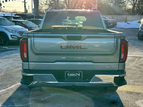 Used 2025 GMC Sierra 1500 SLT image 4