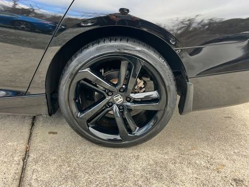 Used 2019 Honda Accord Sport image 33