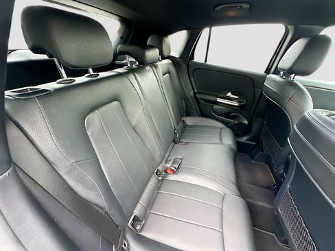 Used 2021 Mercedes-Benz GLA 250 image 28