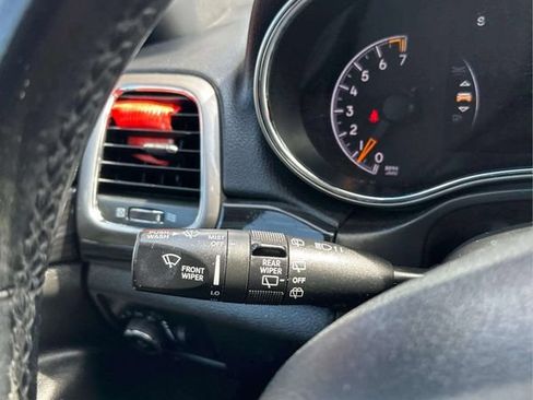 Used 2020 Jeep Grand Cherokee Altitude AWD/4WD image 19