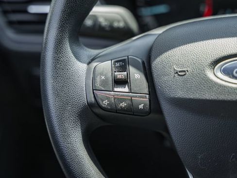 Used 2020 Ford Escape SE FWD image 22