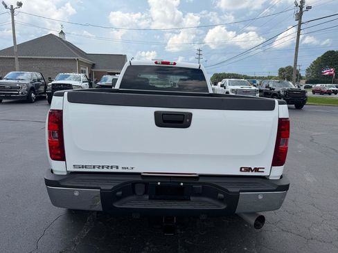 Used 2011 GMC Sierra 3500 SLT w/ SLT Convenience Package AWD/4WD image 6