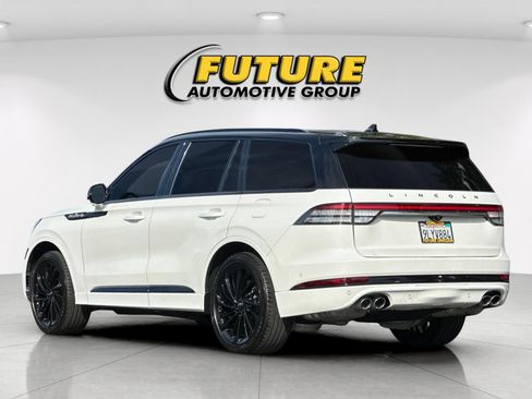 Certified 2023 Lincoln Aviator Black Label AWD/4WD image 5