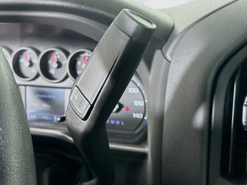 Used 2025 Chevrolet Silverado 1500 Custom image 24