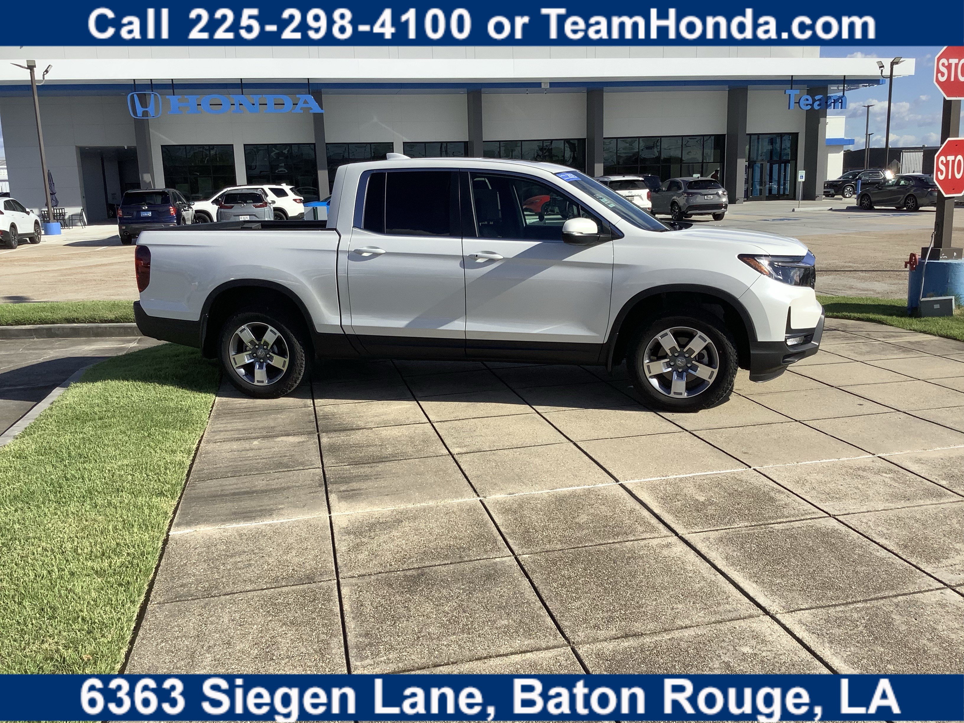 Certified 2025 Honda Ridgeline RTL image 1