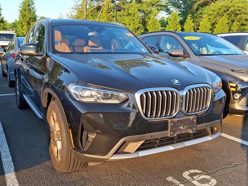 Used 2023 BMW X3 xDrive30i w/ Premium Package AWD/4WD image 5