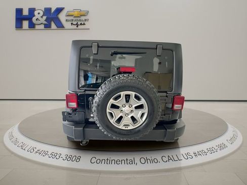 Used 2016 Jeep Wrangler Unlimited Rubicon w/ Dual Top Group image 5