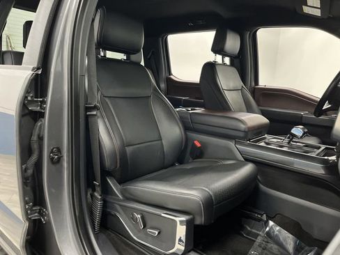 Used 2022 Ford F150 Lariat w/ Equipment Group 502A High image 35