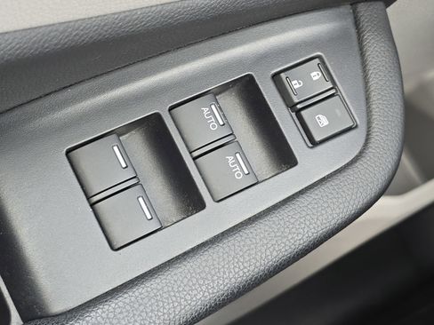 Used 2021 Honda Pilot Touring image 17