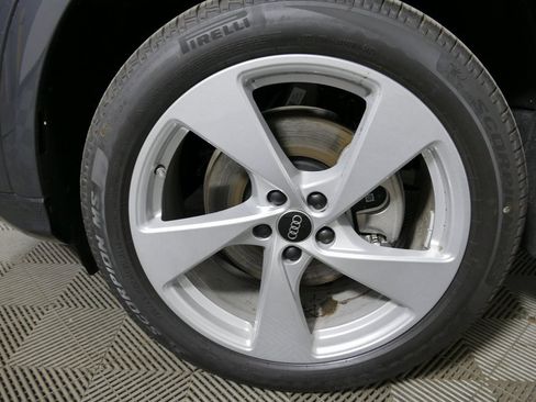 New 2025 Audi Q5 Premium Plus image 9