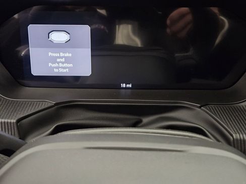 New 2026 Jeep Cherokee Overland image 14